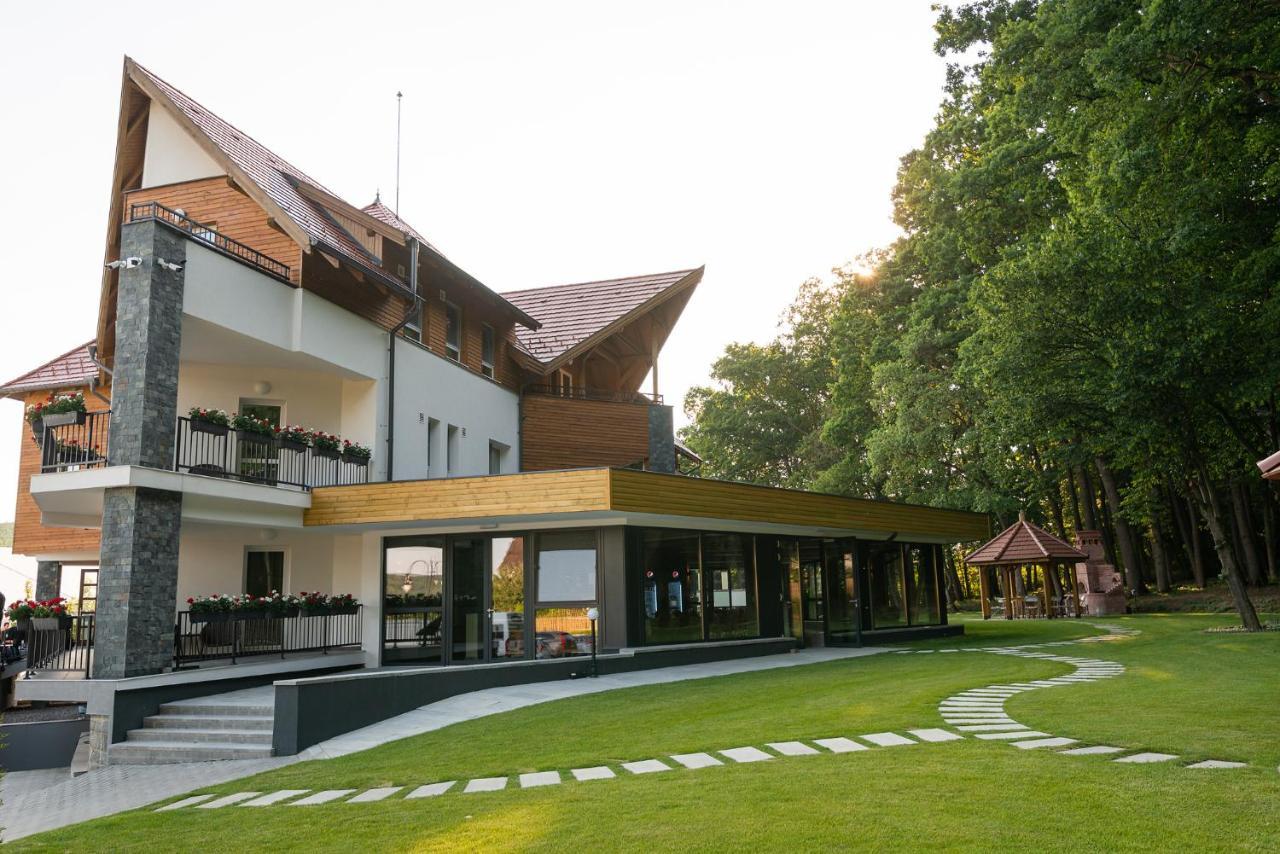Panorama Boutique Hotel Sfantu Gheorghe  Luaran gambar