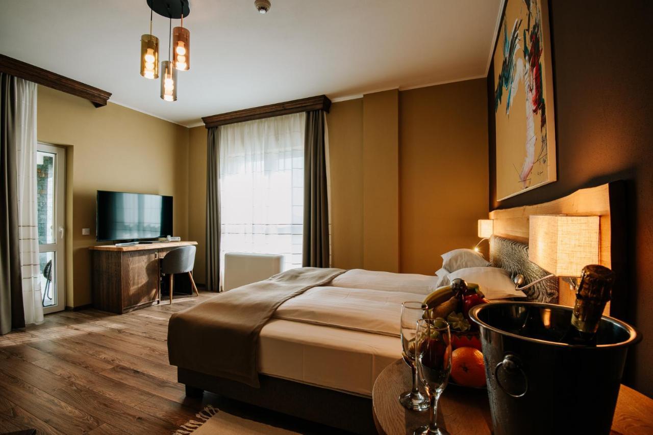 Panorama Boutique Hotel Sfantu Gheorghe  Luaran gambar