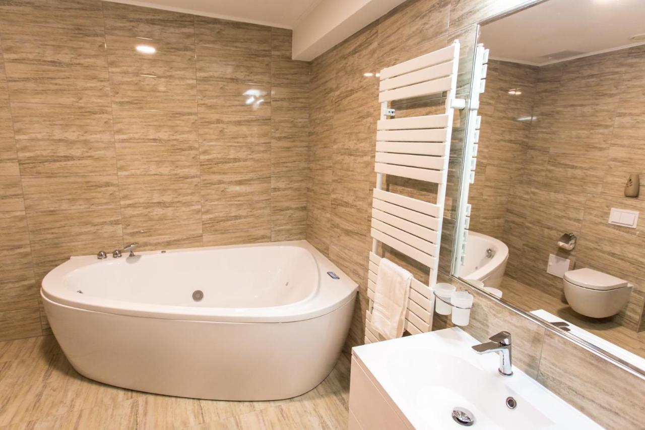 Panorama Boutique Hotel Sfantu Gheorghe  Luaran gambar