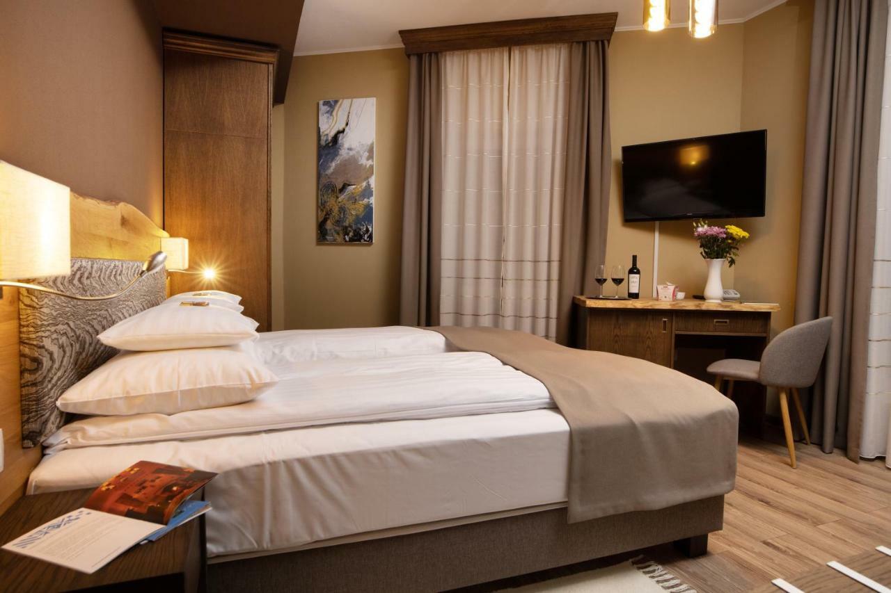 Panorama Boutique Hotel Sfantu Gheorghe  Luaran gambar